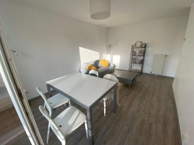 Tours Location Appartement 37