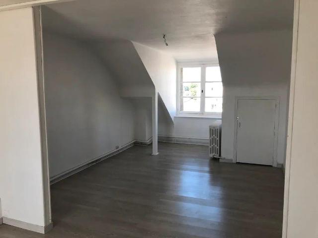 Tours Location Appartement 37