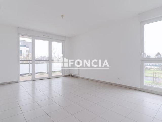 Tours nord, proche tram et toutes commodites au calme, limite saint cyr sur loire appartement t3 recent