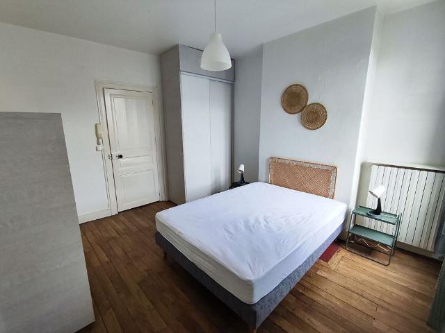 TOURS PREBENDES T2 MEUBLE