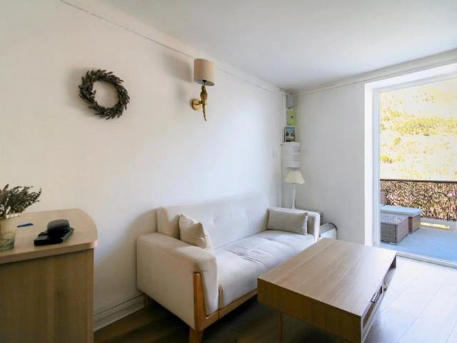 Tourrette du Chateau/ 3 P/40m²/Terrasse