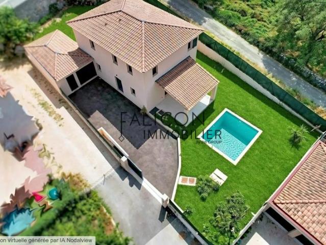 TOURRETTE LEVENS – Villa récente avec piscine, au calme et proche des commodités