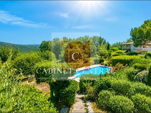 coup de coeur à Tourrettes sur Loup: Maison 120M² 4piéces 4950