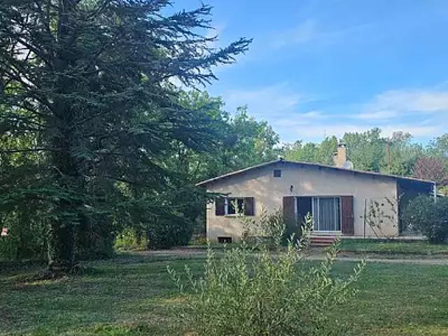 Tourves 83170 Achat / Vente maison 9 pièces t9