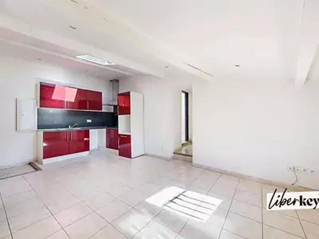 Tourves 83170 Achat / Vente appartement 3 pièces t3 au dernier étage