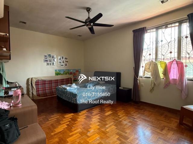 Tower a corner middle floor unit, fully renovated condition. View to offer. Sell together with full furnitures
