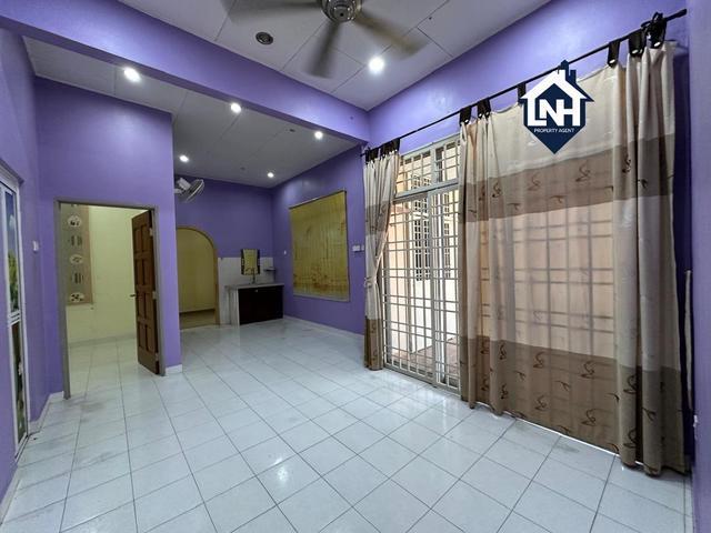 Town Area Bakar Sampah Taman Berlian Indah 1 Storey SemiD for Sale