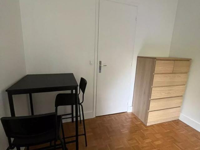 Town Hall of the 16th district, furnished studio for rent
