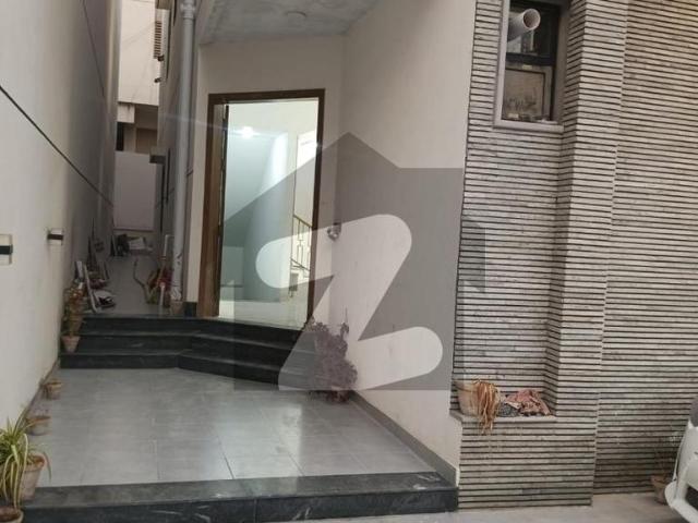 Town House Available For Rent PECHS Block 2