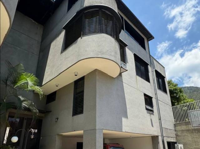 Town House en San Bernardino OportunidaD
