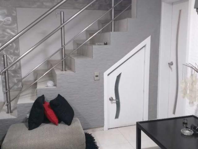 TOWN HOUSE EN VENTA PUERTO CABELLO CUMBOTO NORTE FINANCIABLE