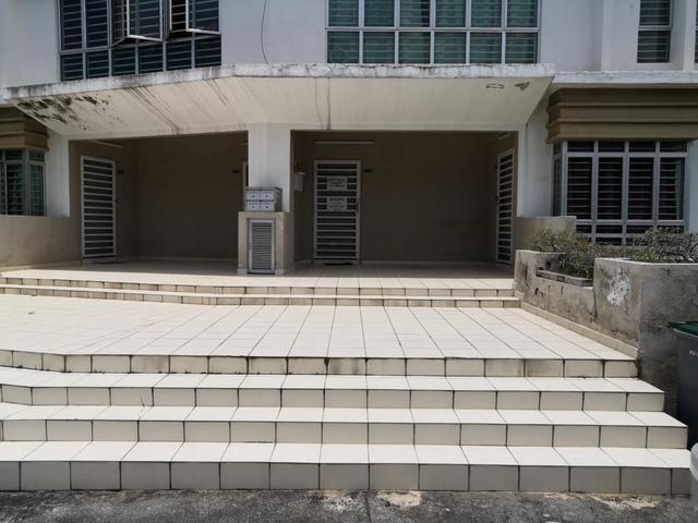 Town house ground floor unit