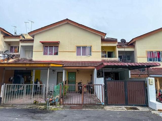 Town house Taman Jasmin
