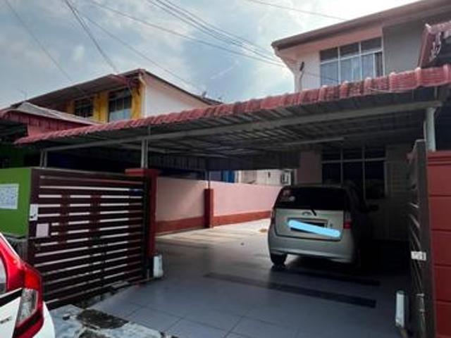 Town House Taman Krubong Perdana Cantik Boleh Terus Tinggal