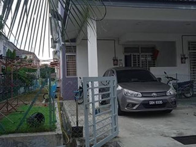 Town House Tingkat Bawah di Taman Paya Rumput Perdana