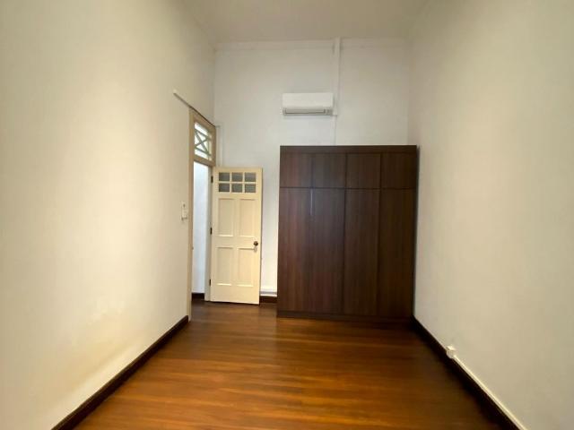 Townerville D12, Condominium