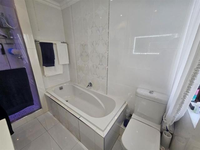 3 Bed Duplex Sea View Umhlanga Manors, KwaZulu Natal