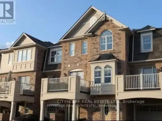 Townhouse 3 Bedroom For Rent Milton ON 2900 ES102143862