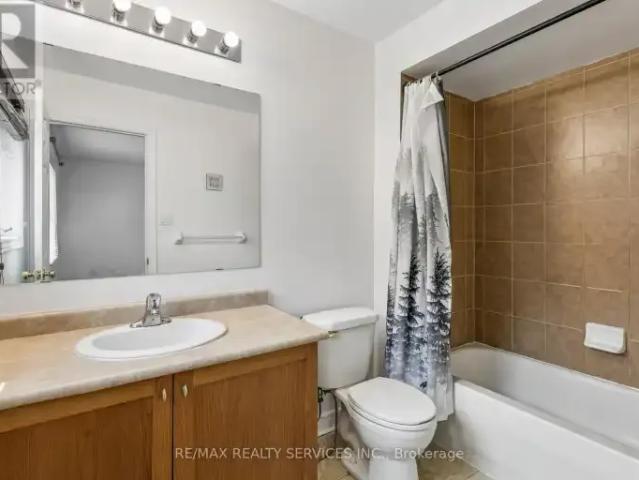 Townhouse 3 Bedroom For Rent Milton ON 2900 ES103151831