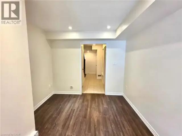 Townhouse 3 Bedroom For Rent Milton ON 2995 ES104895167
