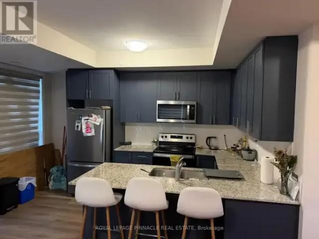 Townhouse 3 Bedroom For Rent Milton ON 2999 ES105198775