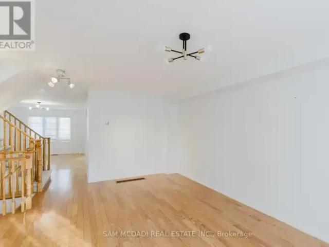 Townhouse 3 Bedroom For Rent Milton ON 3000 ES103594484