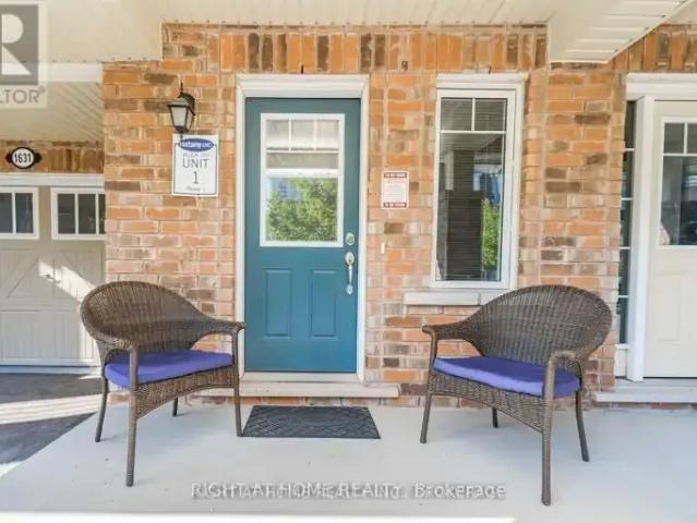 Townhouse 3 Bedroom For Rent Milton ON 3050 ES105004956