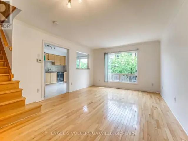 Townhouse 3 Bedroom For Rent Milton ON 3200 ES103487548