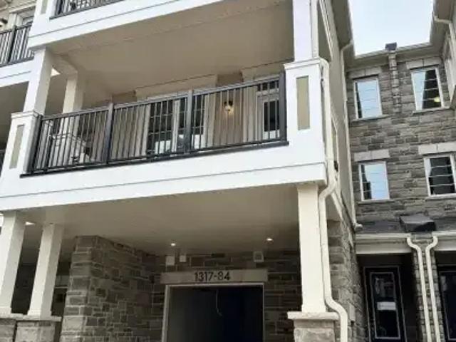 Townhouse 3 Bedroom For Rent Milton ON 3300 ES103770668