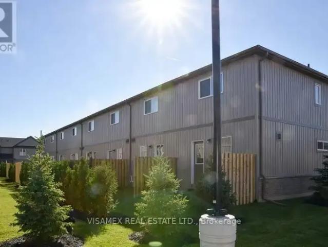 Townhouse 3 Bedroom For Rent Niagara Falls ON 2300 ES103322728