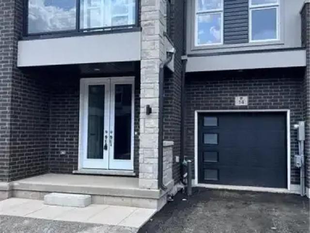 Townhouse 3 Bedroom For Rent Niagara Falls ON 2400 ES103011974