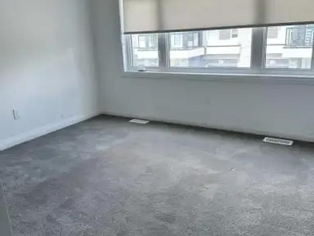 Townhouse 3 Bedroom For Rent Niagara Falls ON 2599 ES102339175