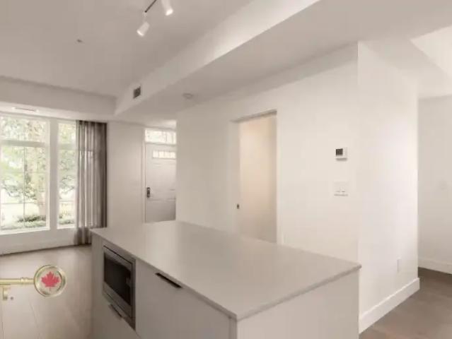 Townhouse 3 Bedroom For Rent North Vancouver BC 6100 ES105135773