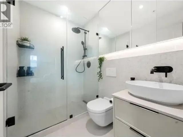 Townhouse 3 Bedroom For Rent North Vancouver BC 6800 ELS102518885