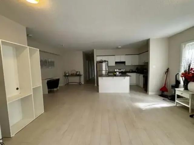 Townhouse 3 Bedroom For Rent Ottawa ON 2549 ELS102883538