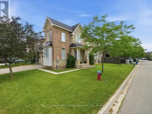 Townhouse 3 Bedroom For Rent Oakville ON 3450 ES103879673