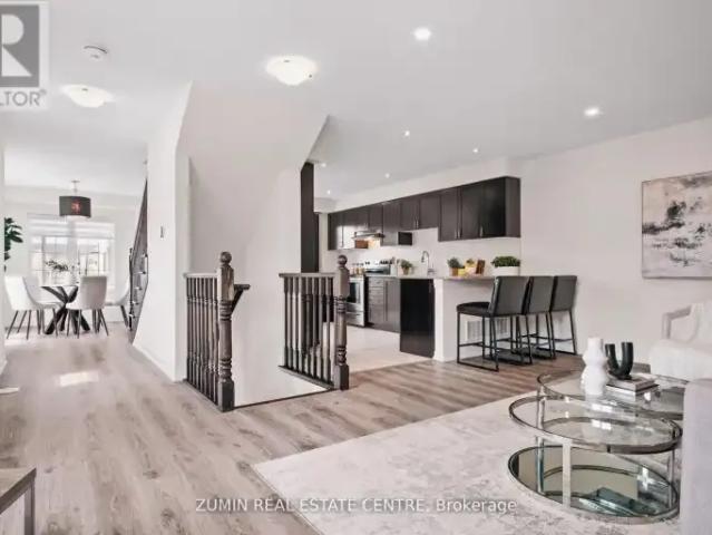 Townhouse 3 Bedroom For Rent Oakville ON 3500 ES102658628