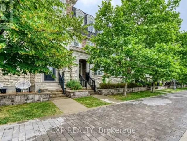 Townhouse 3 Bedroom For Rent Oakville ON 3800 ES103840340
