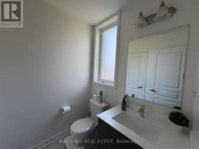 Townhouse 3 Bedroom For Rent Oakville ON 3250 ES103695263