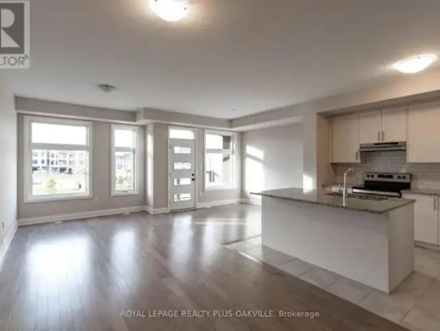 Townhouse 3 Bedroom For Rent Oakville ON 3380 ES102847436