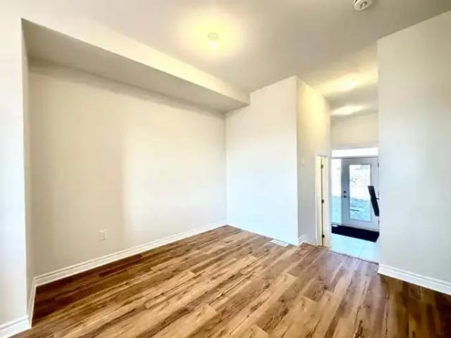 Townhouse 3 Bedroom For Rent Orleans ON 2799 ELS102847324