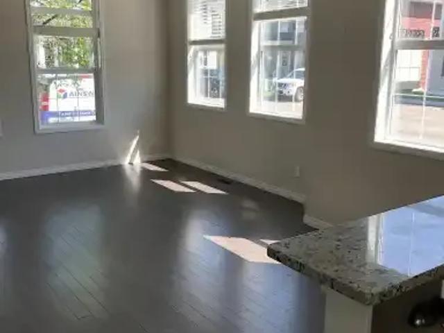 Townhouse 3 Bedroom For Rent Airdrie AB 1925 ES103355246