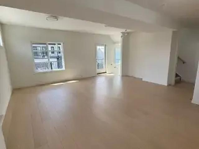 Townhouse 3 Bedroom For Rent Airdrie AB 2250 ES104957767