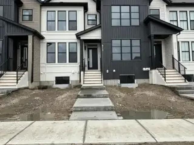 Townhouse 3 Bedroom For Rent Airdrie AB 2350 ES98259774