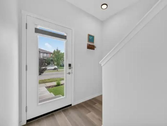 Townhouse 3 Bedroom For Rent Airdrie AB 2300 ES105023313