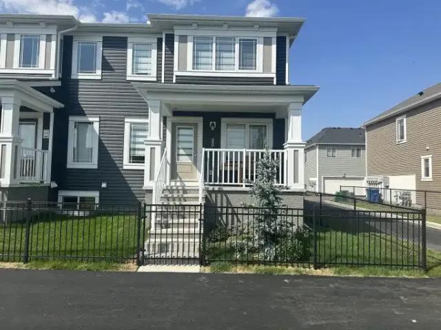 Townhouse 3 Bedroom For Rent Airdrie AB 2450 ES104794699