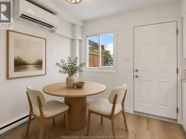 Townhouse 3 Bedroom For Rent Amherstburg ON 2300 ES101827685
