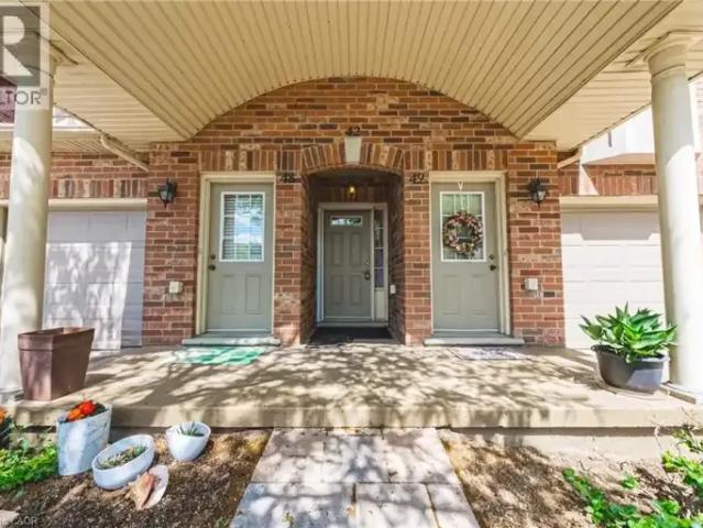 Townhouse 3 Bedroom For Rent Burlington ON 3000 ES103322683