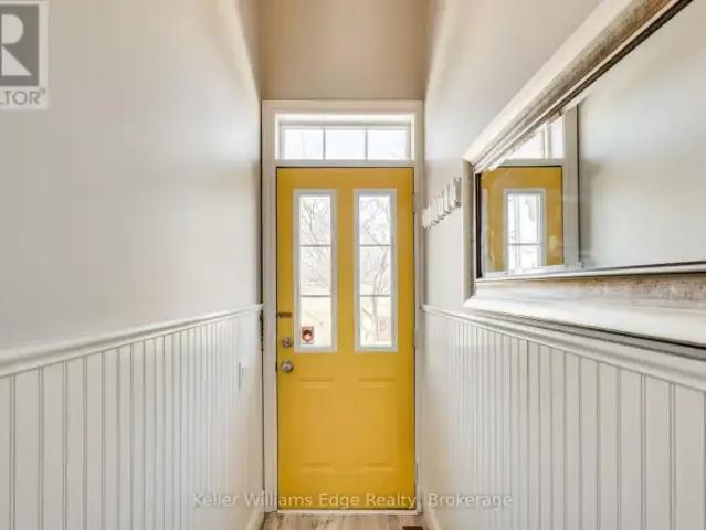Townhouse 3 Bedroom For Rent Burlington ON 3250 ES104000160