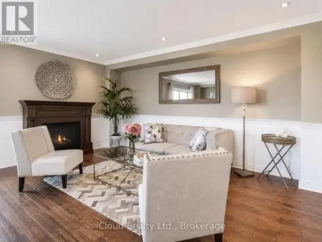 Townhouse 3 Bedroom For Rent Burlington ON 3700 ES103030710